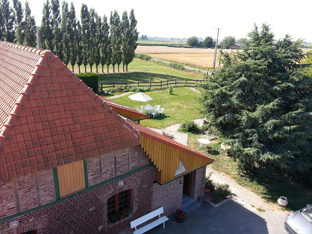 Gite De La Ferme Des Crins Blancs Villa Hazebroek Kamer foto