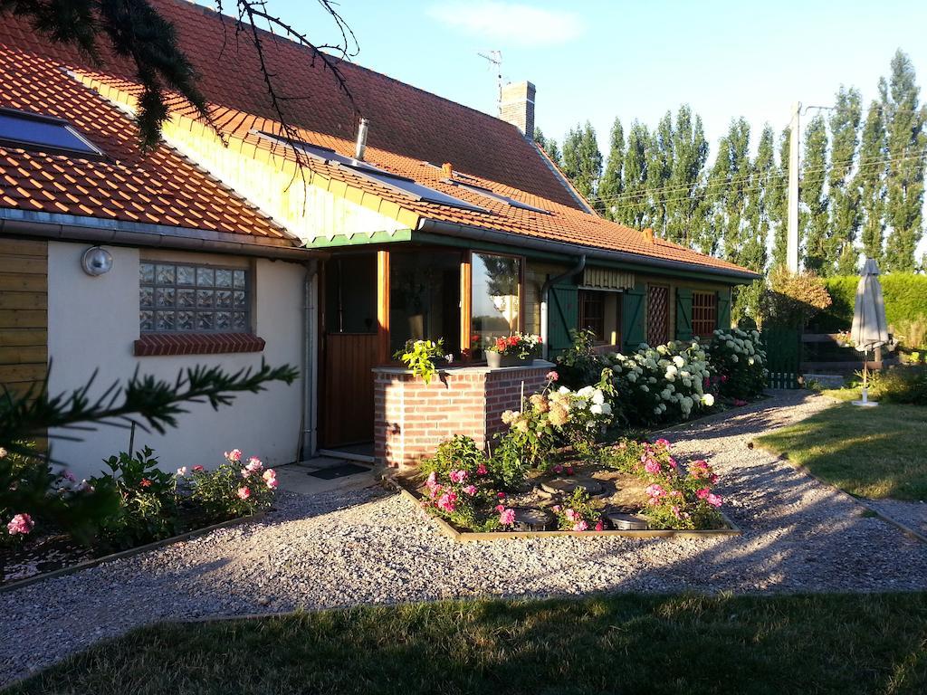 Gite De La Ferme Des Crins Blancs Villa Hazebroek Buitenkant foto